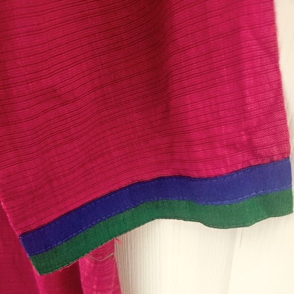 EmbellishedTunic top. Ladies Size XL - Picture 7 of 7